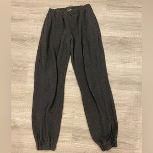 Gray Brandy Melville sweatpants!